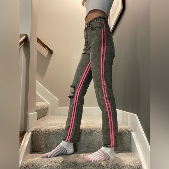 Adika Jeans - Picture 4 of 7